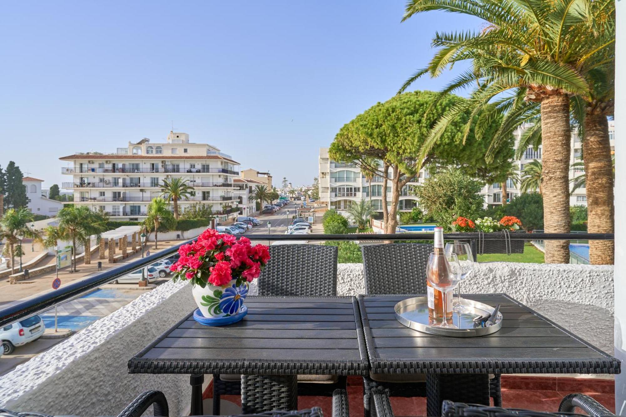 2 Bedrooms 2 Bath Nerja Buitenkant foto