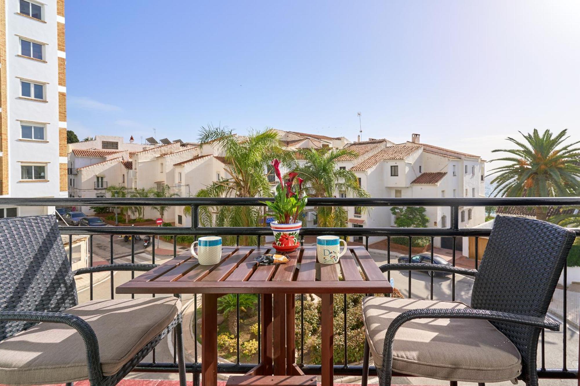 2 Bedrooms 2 Bath Nerja Buitenkant foto