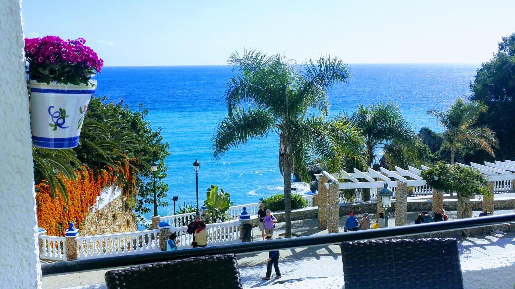2 Bedrooms 2 Bath Nerja Buitenkant foto